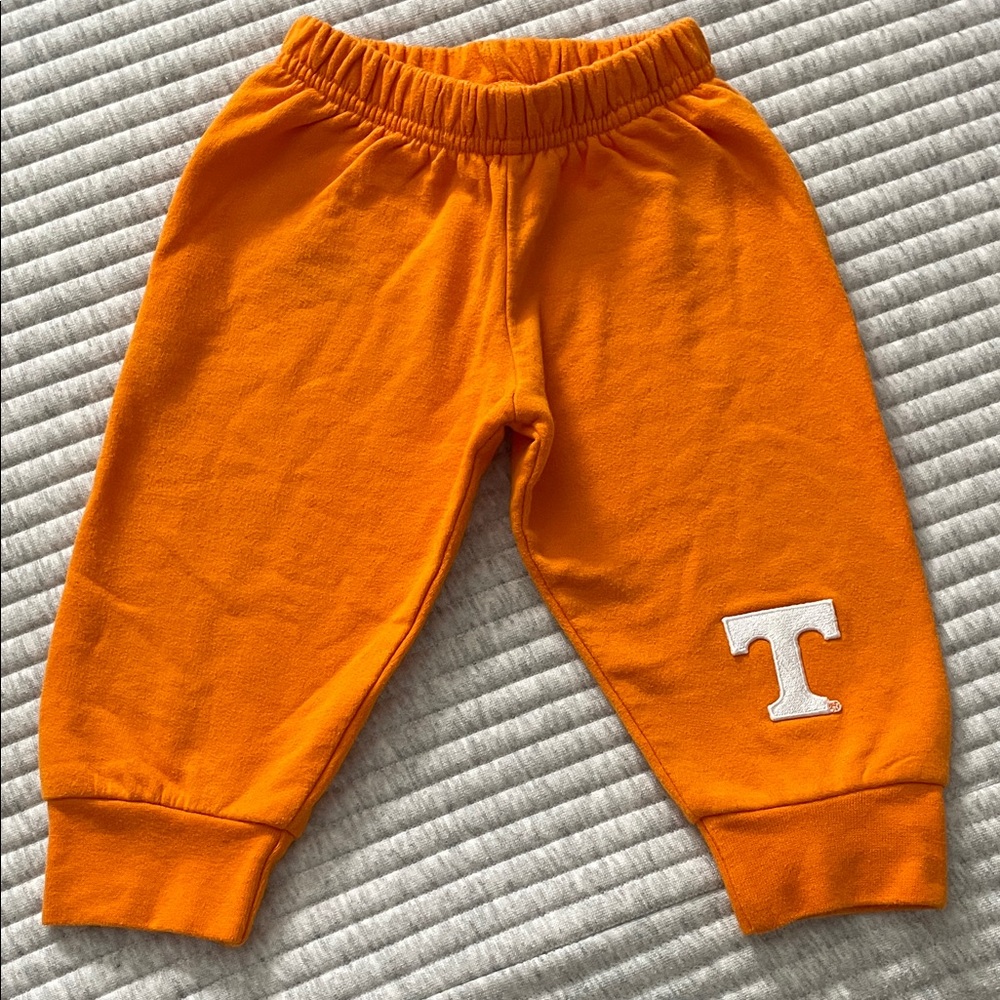 University of Tennessee pull on joggers.